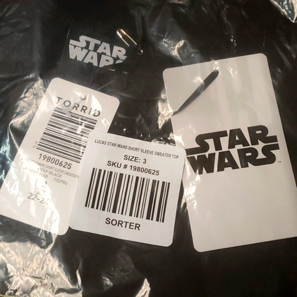 ❤️NWT VINTAGE TORRID SWEATER STAR WARS LOGO LUKE LEIA SHORT SLEEVES EMBROIDERED - Picture 11 of 16